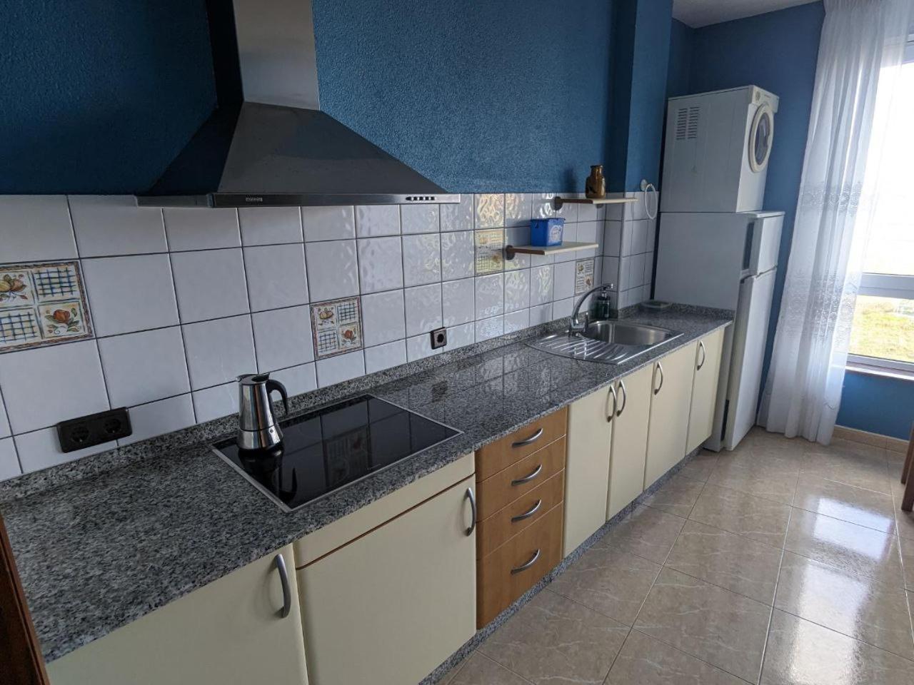 Vivienda Turistica Vacacional Maricarmen Hotel Arou Kültér fotó