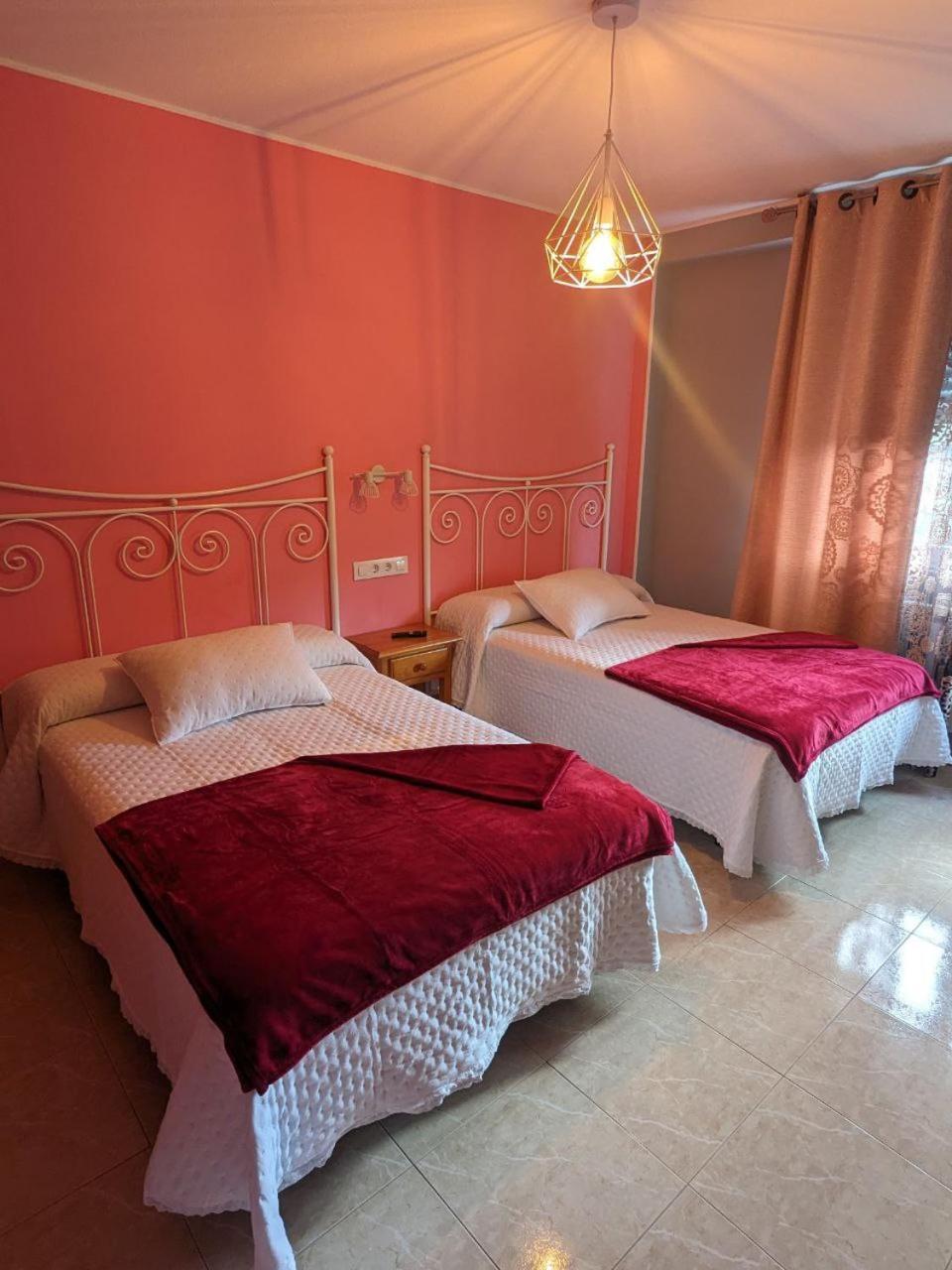 Vivienda Turistica Vacacional Maricarmen Hotel Arou Kültér fotó