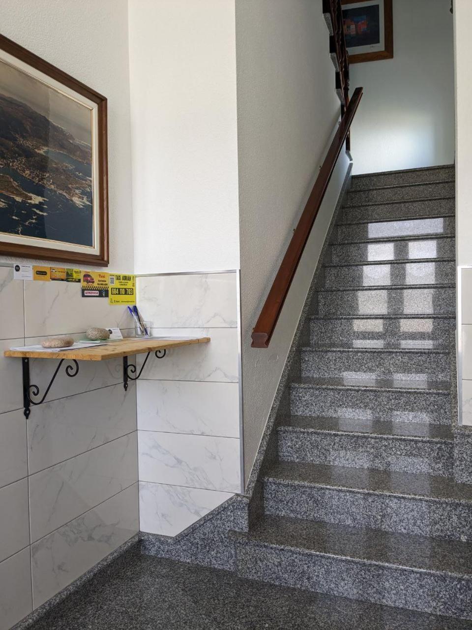 Vivienda Turistica Vacacional Maricarmen Hotel Arou Kültér fotó